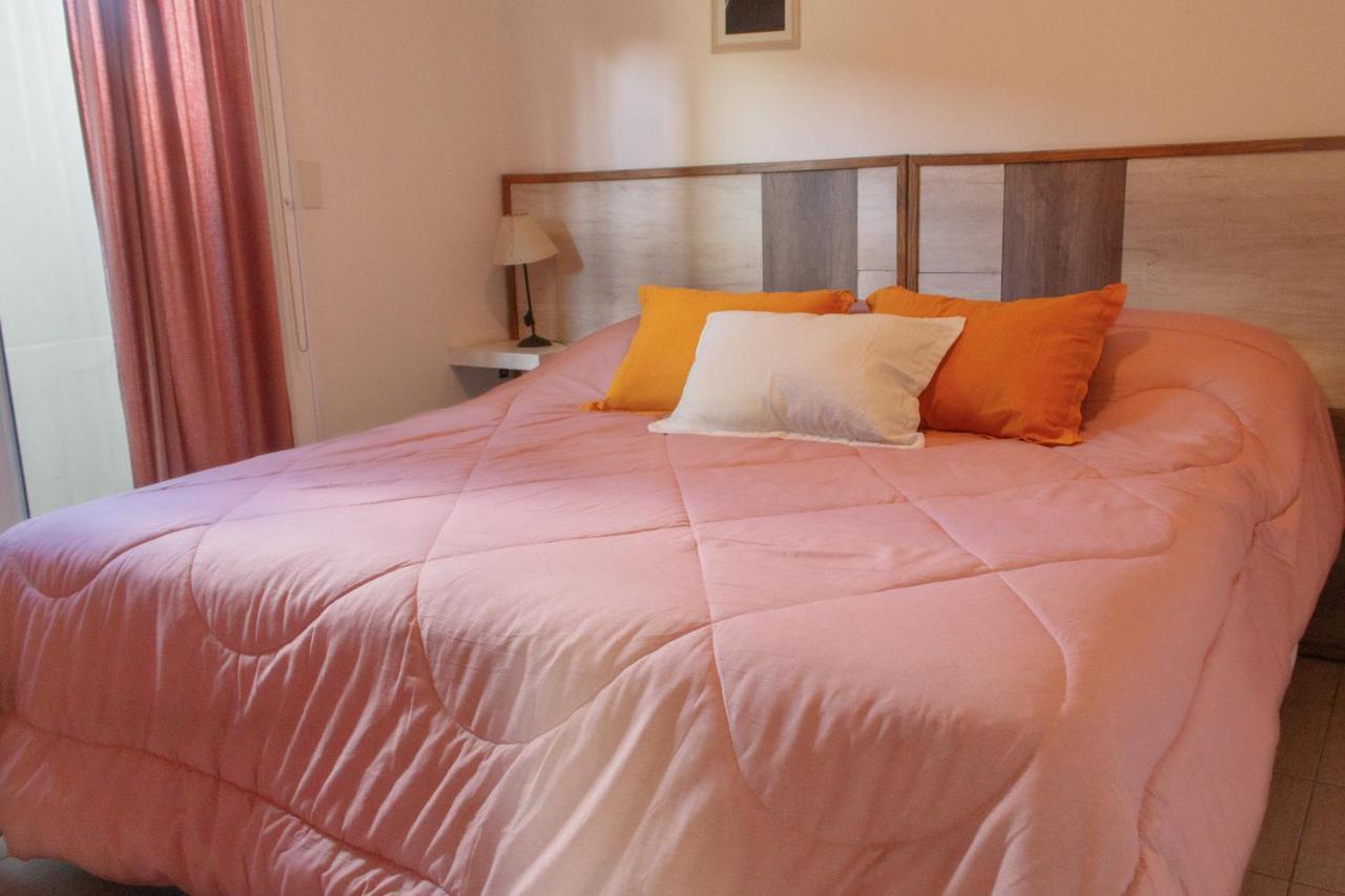 Rondpoint Pilar Apartment ปีลาร์ ภายนอก รูปภาพ