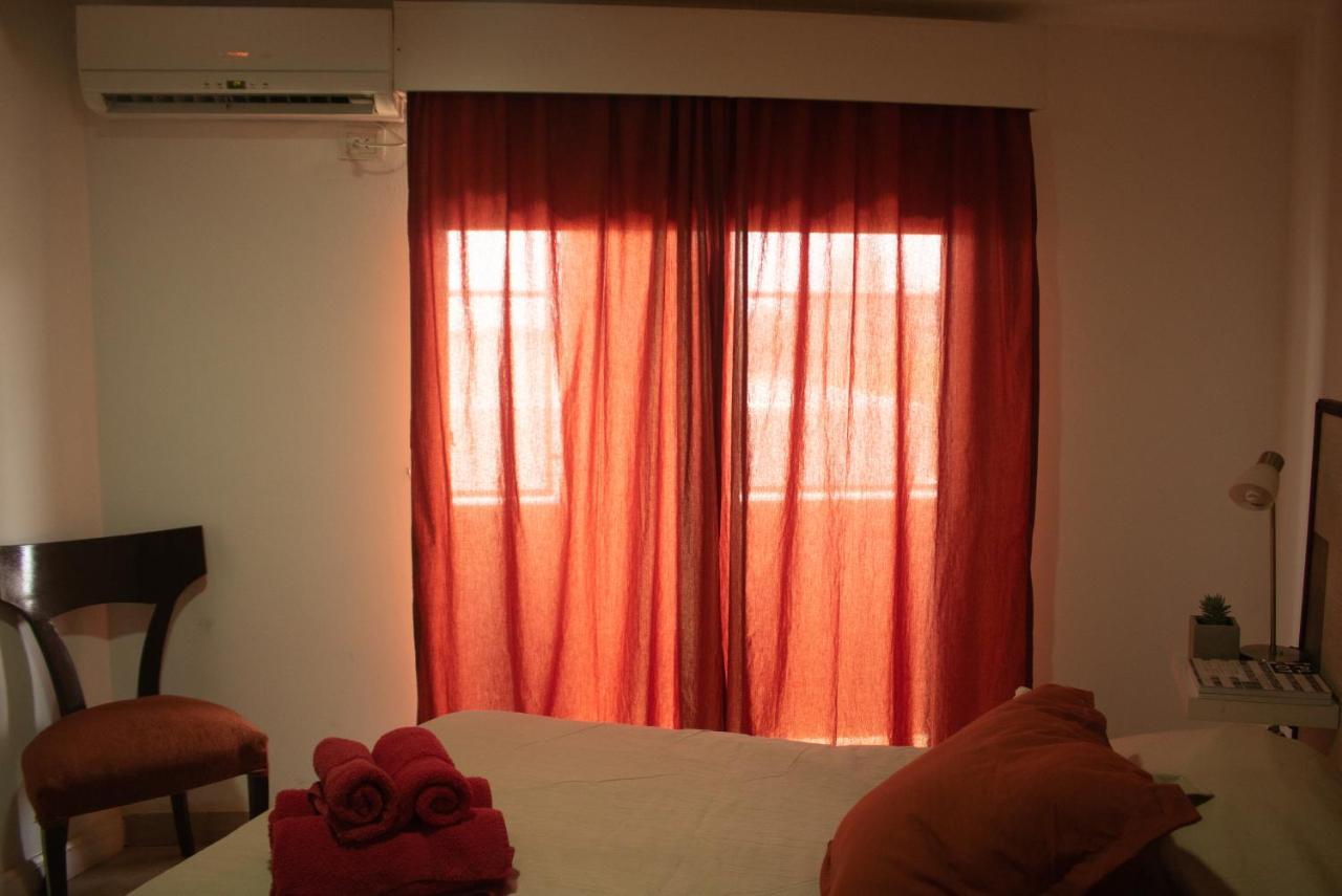 Rondpoint Pilar Apartment ปีลาร์ ภายนอก รูปภาพ