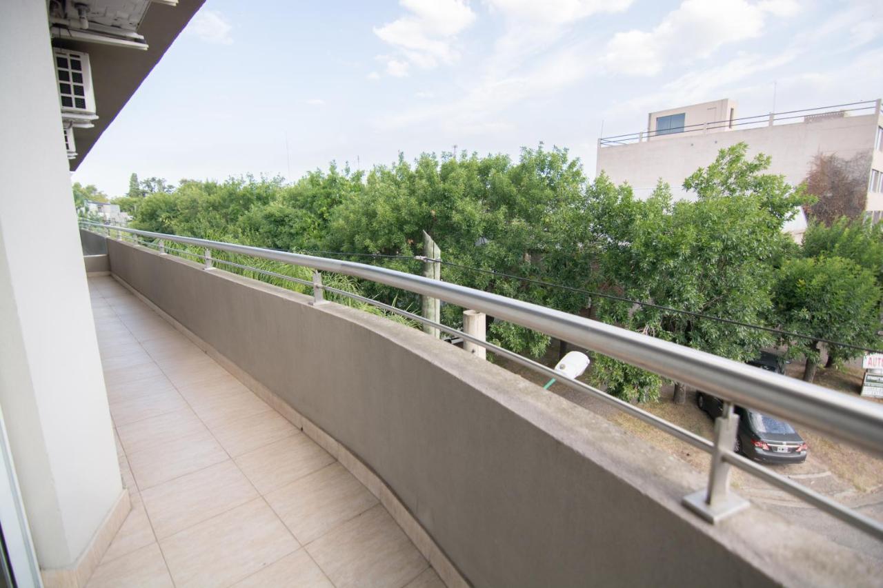 Rondpoint Pilar Apartment ปีลาร์ ภายนอก รูปภาพ