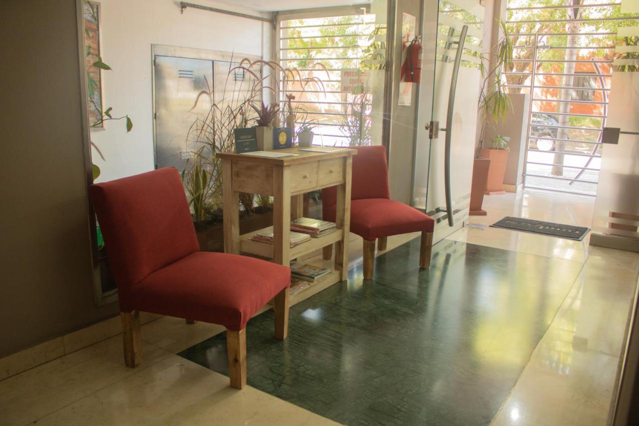 Rondpoint Pilar Apartment ปีลาร์ ภายนอก รูปภาพ